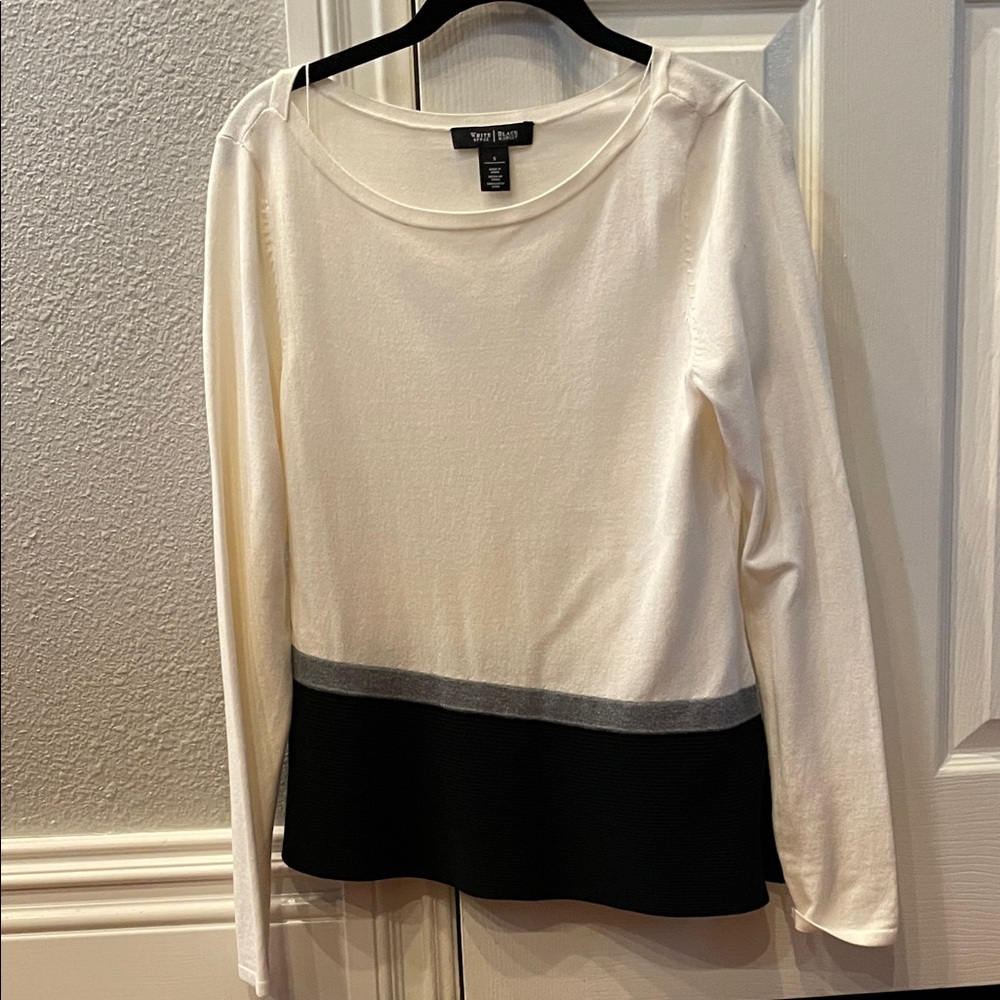 White House/Black Market long Sleeve top - Size S